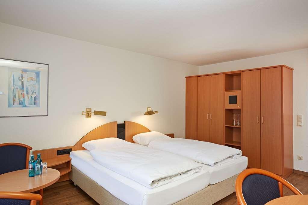 H+ Hotel Wiesbaden นีเดิร์นเฮาเซน ห้อง รูปภาพ