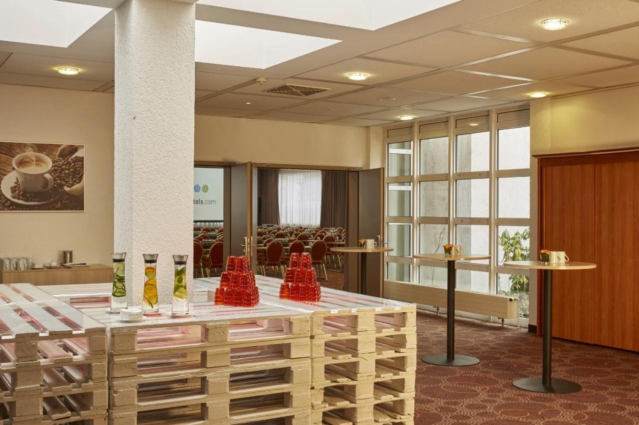 H+ Hotel Wiesbaden นีเดิร์นเฮาเซน ภายนอก รูปภาพ