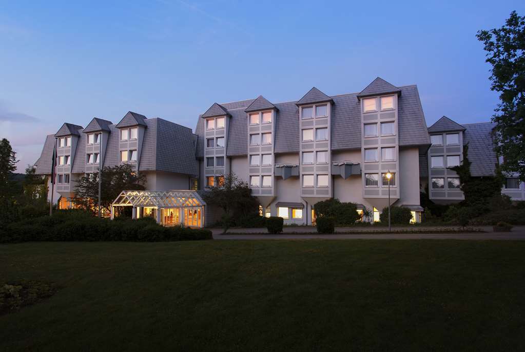 H+ Hotel Wiesbaden นีเดิร์นเฮาเซน ภายนอก รูปภาพ